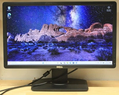 Monitor Dell P2212Hb retroiluminado LED - Concentrador USB 3.0 VGA/DP Full HD 1920x1080 VGA/DP Foto 1 de 4