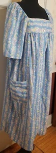 Vintage LADY MANHATTAN Plus Size XL Housecoat Pearl Snap GrannyCore Farmhouse - Picture 1 of 7