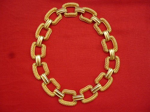 GIVENCHY ROMAN COLAR ANNI '80 vintage. RARO