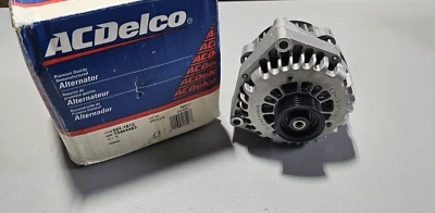 GENUINE GM Alternator Reman 10464453 ESCALADE YUKON TAHOE 321-1813 2000-03 - Image 1 of 4