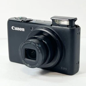Canon Digital Camera Powershot S95 10-Megapixel High-Sensitivity Japan - Picture 1 of 14