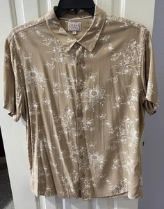 Men’s Guess Hawaiian Ss Button Down Collared  Shirt Size XL Tan Floral - Picture 1 of 3