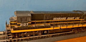 HO Scale Atlas Seaboard Coast Line U36c Diesel Locomotive no 2127 - Picture 1 of 5