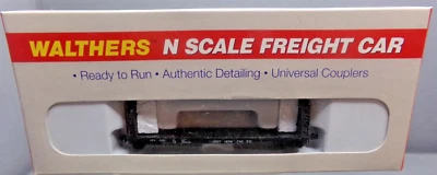 WALTHERS N-SCALE FREIGHT CAR 54' GSC FLAT CAR (NO LOAD) NORTHERN PACIFIC 62308 - Image 1 of 4