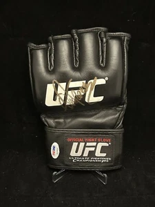Alistair Overeem Signed Autograph Official UFC FIGHT GLOVE PSA COA MMA Pride - Picture 1 of 5