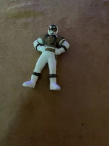 Power Rangers Vintage Party Favor White Ranger Tigerzord PVC 2" - Bild 1 von 3