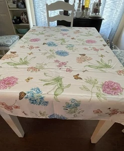 Mantel floral rectangular Lenox Butterfly Meadow 52" x 70" - Imagen 1 de 6