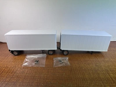 1:53 Scale Tonkin 2-28' Blank Pup Trailers KIT 1/53 Includes Metal Dolly - Image 1 of 4