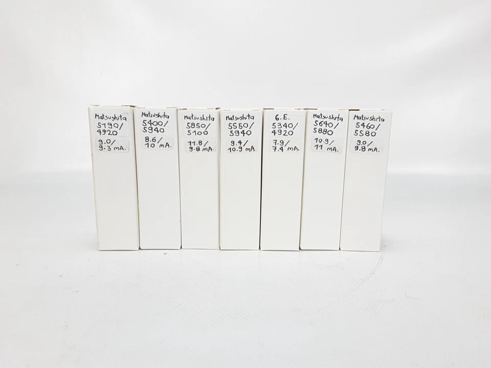 LOTE DE 6 TUBOS DE VÁCUO MATSUSHITA ECC81/12AT7 - Imagem 1 de 4