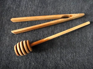 Kitchen Gadgets Wooden Honey Dipper and Bamboo Toast Tongs - Picture 1 of 2