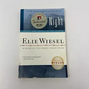 Night By Elie Wiesel Paperback Book - Foto 1 di 18