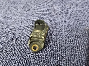 Sensor vertical aceleración suspensión OEM W219 AMG CLS63 2006-2010 - Imagen 1 de 3