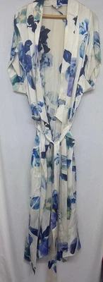 Violet &  Wren 100% Silk nightgown Blue floral pattern women one size UK cg l48 - Image 1 of 4
