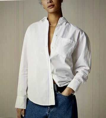 J Crew Garcon Classic Shirt in Cotton Poplin Womens White Size 2 BY715 - Image 1 of 4