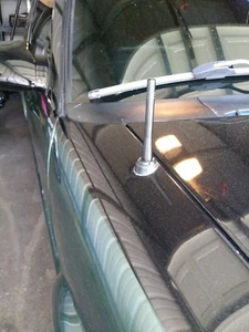 4" Short Black Aluminum Antenna Mast Radio AM/FM for Chevrolet Tahoe 1992-2006 - Picture 1 of 15
