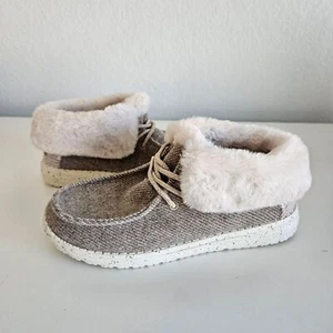 NWOT Hey Dude | Wendy Fold Cozy Bootie Slip On Shoe, Womens 6 - Picture 1 of 7