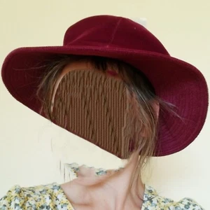 Vintage 70s Womens Burgundy Velvet Wide Brimmed Floppy Hat Boho Chic - Picture 1 of 6