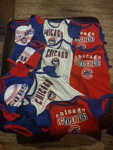 9 MLB Chicago Cubs Bodysuits Cover