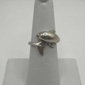 Kabana Dolphin Sterling Silver Ring Size 6 (4.1g) - Picture 1 of 5