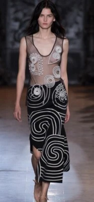 Stella McCartney Runway Black Printed Wool Midi Length Skirt Size: S | US4, IT40 Foto 1 de 4