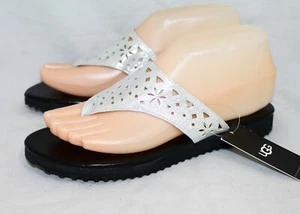 UGG AUSTRALIA Jaedynn Silver Glitter Sandal Flip Flop Girl Size 4 Eu 34 NEW TAG - Picture 1 of 7