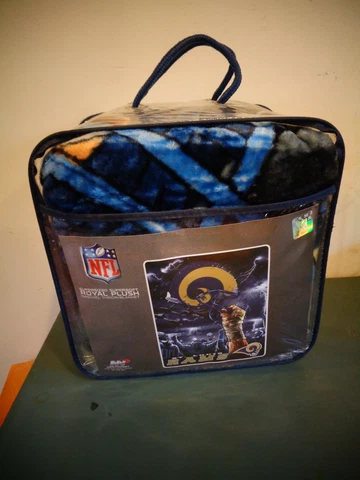 NFL NORTHWEST SUPERSIZED SUPERSOFT ROYAL PLUSH RASCHEL THROW BLANKET RAMS 60X80 Cover