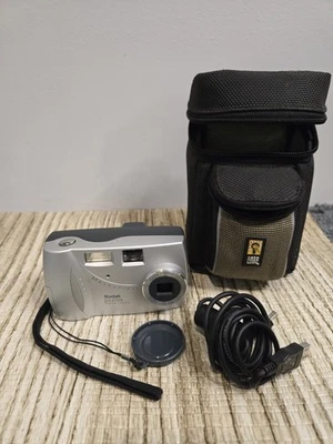 Kodak DX3700 EasyShare 3MP Retro Gray Digital Camera And Case Untested - Image 1 of 4