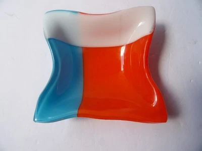 Plato de baratija cuadrado de vidrio fundido Art Glass - 5" Foto 1 de 3