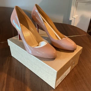 Christian Louboutin Dolly Pump 85 Blush Nude Patent Leather Classic Heel 39.5 - Picture 1 of 9