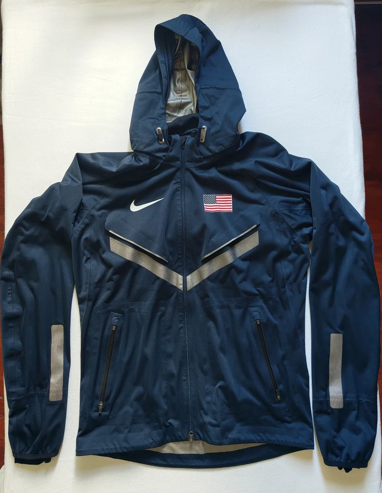 Chaqueta olímpica resistente al agua Nike 2012 Storm-Fit 5 EE. UU. Foto 1 de 4
