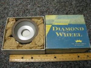 NORTON DIAMOND WHEEL D100-N75B-1/16, ME28280, 3 1/2 x 1 5/16 x 1 1/4, 10370 RPM - Picture 1 of 5