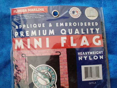 FLORIDA MARLINS MLB Mini Flag 15" x 10 1/2"  NEW Vintage Collectible Fan Gift Cover