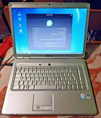 Dell Inspiron 1525 Intel 2.2ghz 2gb ram 80Gb hdd Fedora 40 Linux - Image 1 of 4