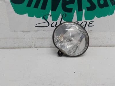 Dodge Durango 2005 luz antiniebla, lado del pasajero (derecha)  Foto 1 de 4