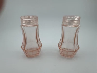 Rare Heisey Glass Twist Flamingo Salt&pepper Shakers GLASS LIDS! Marked Xlnt - Image 1 of 4