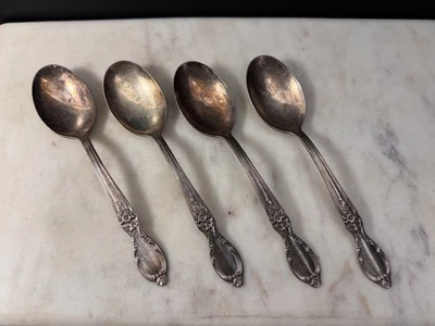 Серебряная десертная/овальная суповая ложка Rogers VICTORIAN ROSE международное серебро - Изображение 1 из 4