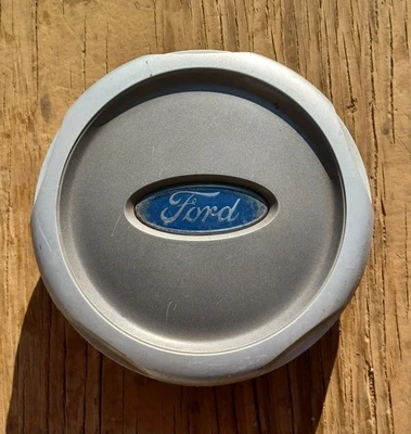 Ford Explorer Sport Trac center cap 2001-2005 part number 1L54 1A096 AC 01 - Image 1 of 3