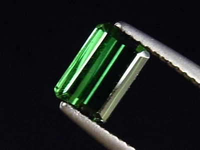 Verdelith / grüner Turmalin 1,23 Ct. Oktagon (5245t) - Bild 1 von 2