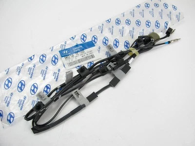 Cable de extensión de alimentador de antena (sección trasera) OEM para 2006-11 Accent 962101E700 Foto 1 de 3