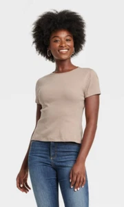 Camiseta Universal Thread Manga Corta Cuello Redondo Taupe Talla Pequeña Nueva Con Etiquetas - Imagen 1 de 1