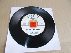 THE SPECIALS - KISSIN LIKE LOVERS - I'M LEAVING IT ALL UP TO / LISTEN -  POPCORN - Picture 1 of 2