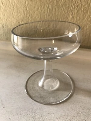 ANCIENNE COUPE A CHAMPAGNE PIED CHAMPENOIS - Photo 1/4