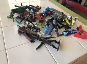 Lot Of Action Pack Hero’s And Villains  - Picture 1 of 5