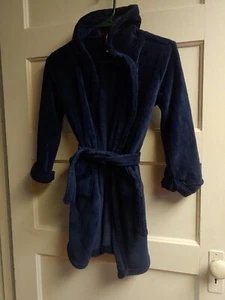 Kids blue bathrobe; size 6 - Picture 1 of 3