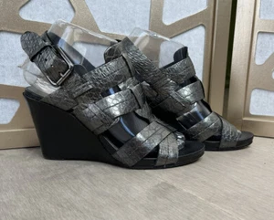 DONALD PLINER Women Sz 7 m Gaia Snake-Print Slingback Wedge Sandals leather heel - Picture 1 of 9