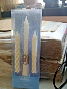 Design Design Musikalische Geburtstagskerzen 3 Kerzenhalter spielt das Geburtstagslied - Bild 1 von 2