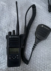 MOTOROLA DP4601 UHF TWO WAY RADIO INCLUDING MOTOROLA MICROPHONE - Picture 1 of 11