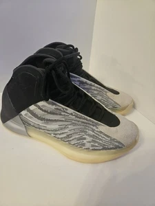 adidas Yeezy QNTM - Picture 1 of 7