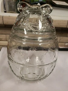 Clear Glass Easter Egg Jar Vintage Anchor Hocking Embossed Easter Egg Candy Pre  - Picture 1 of 8