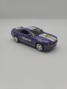 Minnesota Vikings Upper Deck Ford Mustang 1:64 Purple - Picture 1 of 5